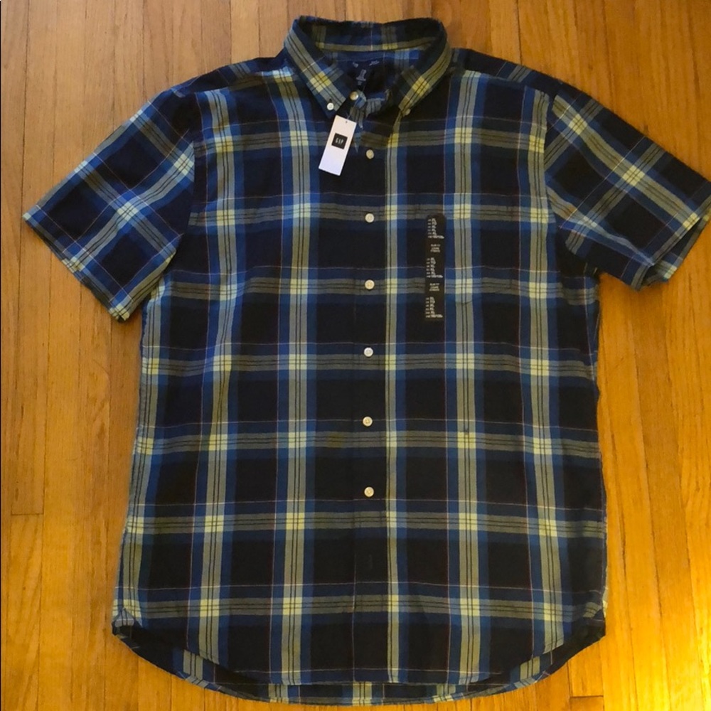 Gap button down